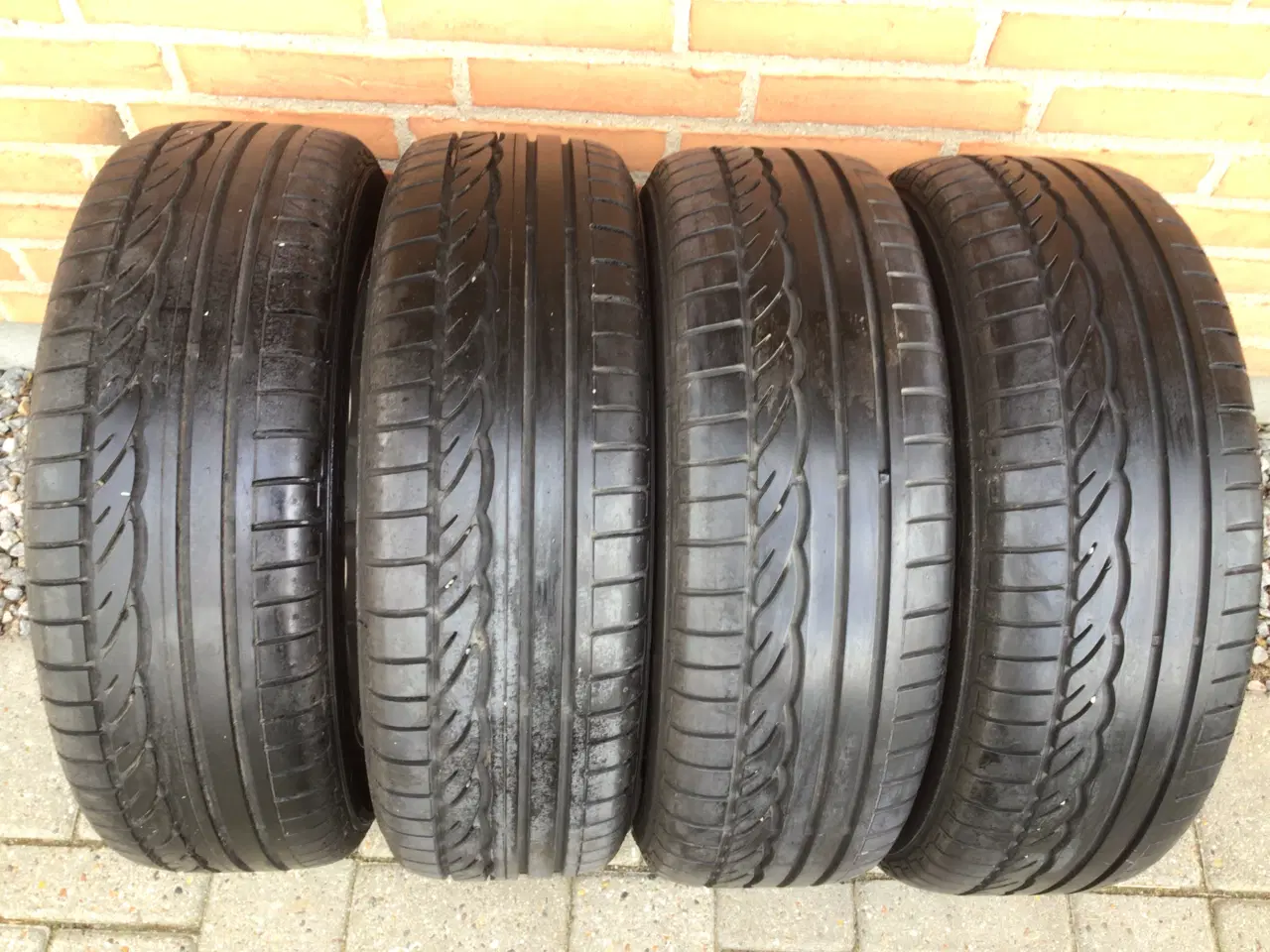 Billede 4 - Alu fælge med dæk