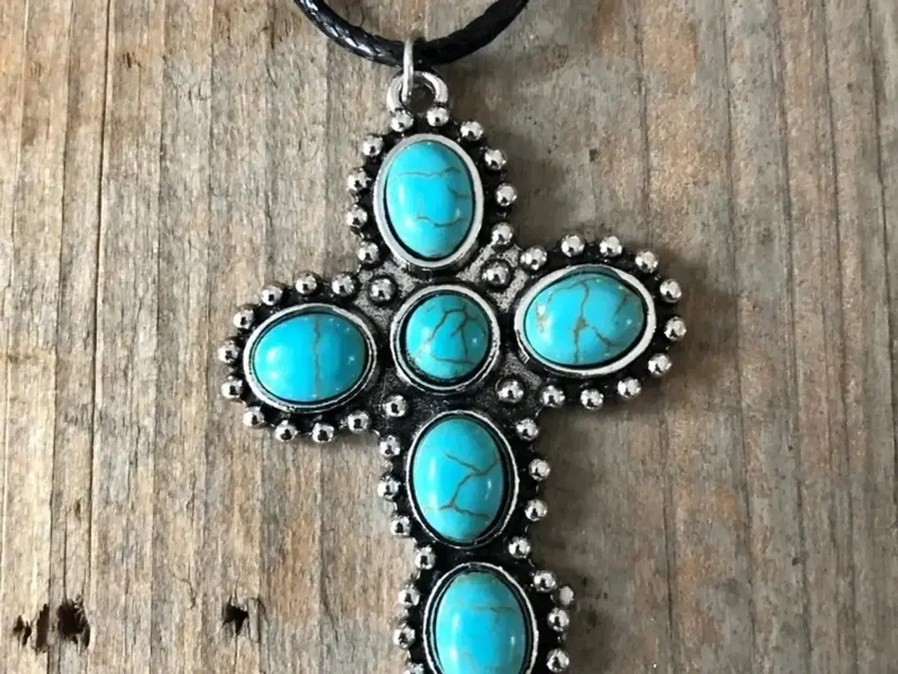 Billede 1 - * Smuk mosaik-halskæde med kors - i bøhmisk stil