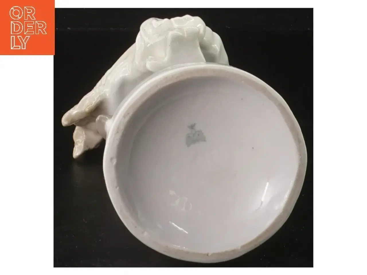 Billede 2 - Porcelænsfigur af kvinde med korn (str. 24 cm)