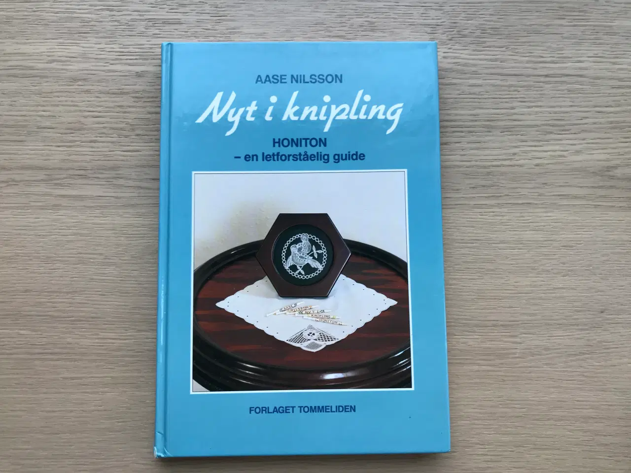 Billede 1 - Nyt i knipling  Honiton - en letforståelig guide