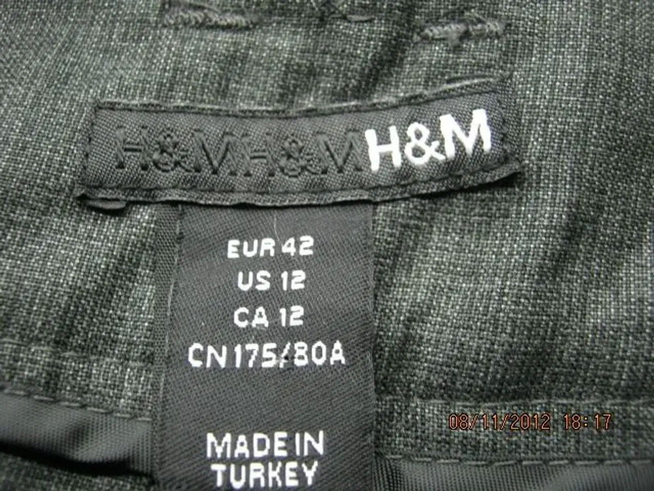 Billede 4 - Stumpebux fra H&M, nye,str42,grå