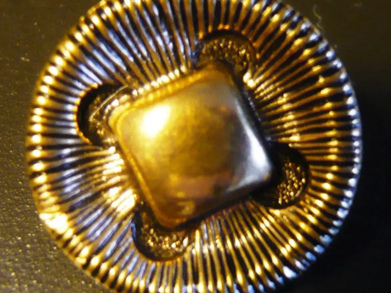Billede 15 - Diverse metal knapper  (V116)