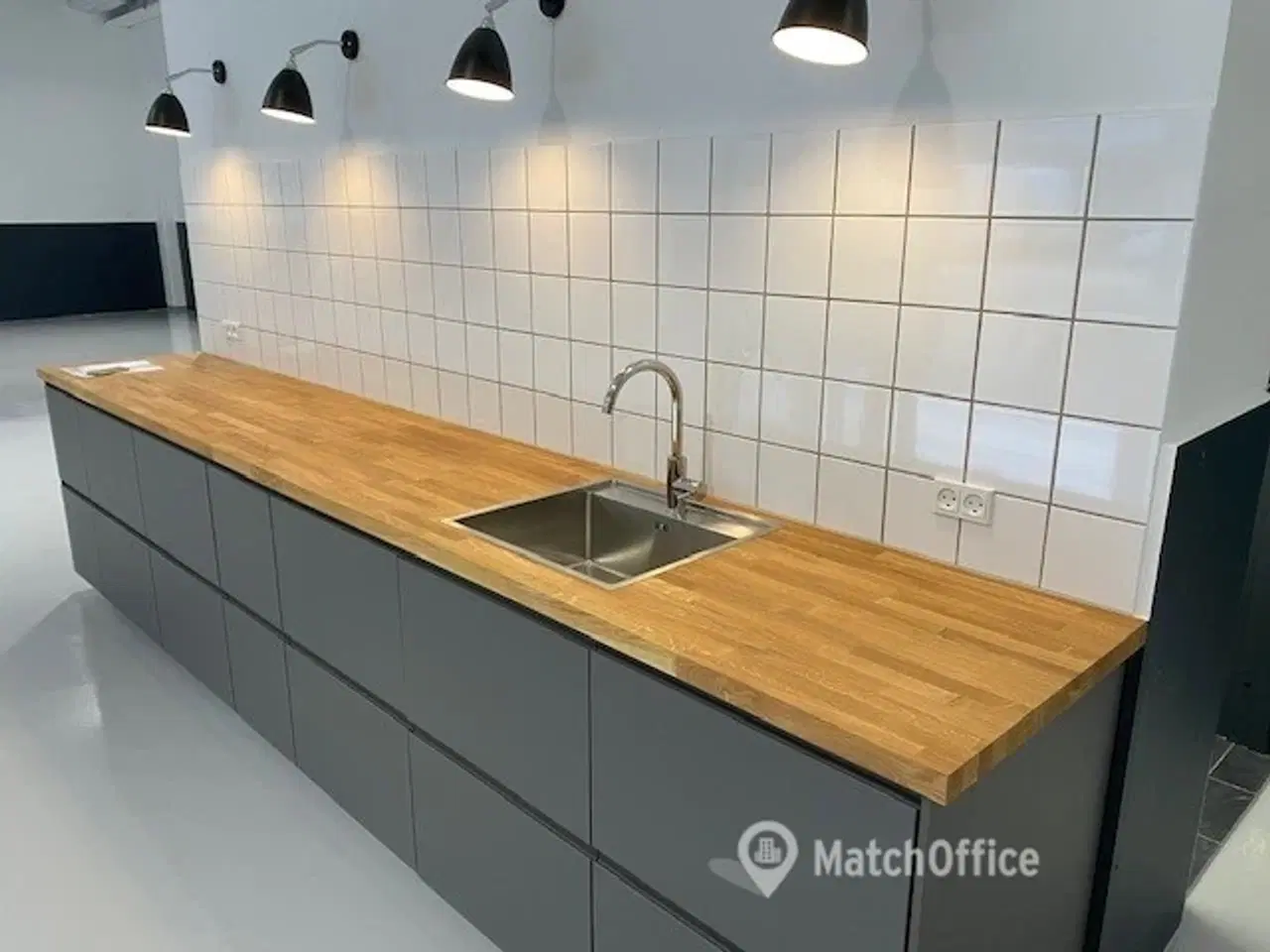 Billede 4 - 1503-34: Stensmosevej 24H, st., 2620 Albertslund &#8211; 490 m2