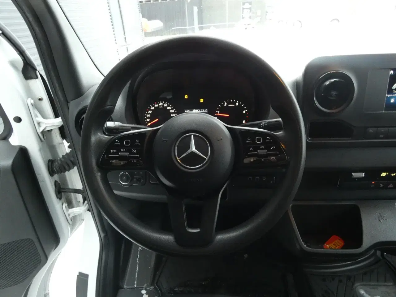 Billede 10 - Mercedes-Benz Sprinter 317 2,0 CDI Alu.kasse m./lift RWD 9G-Tronic 170HK Ladv./Chas. Aut.