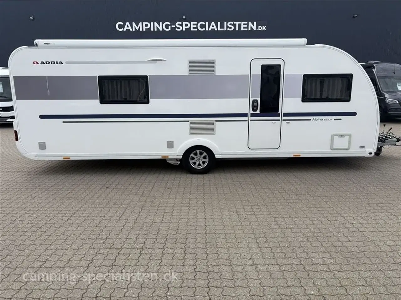 Billede 1 - 2019 - Adria Alpina 663 UK   Pæn og velholdt Adria Alpina 663 Uk fra 2019 kan nu opleves hos Camping-Specialisten i Silkeborg