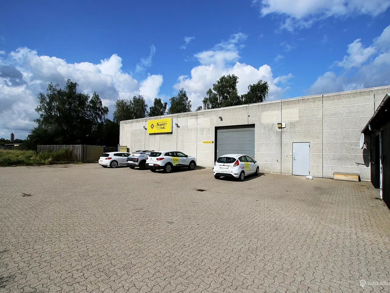 Billede 10 - Centralt beliggende lager med kontor - facade til Køge Bugt Motorvejen