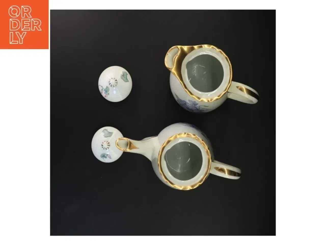 Billede 15 - Kaffestel fra Bing Og Grøndal (str. 25 x 23 cm og 25 x 19 cm og 12 cm og 6 x 9 cm og 15 cm og 27 gang i 25 cm x 16 cm og 30 x 19 cm)