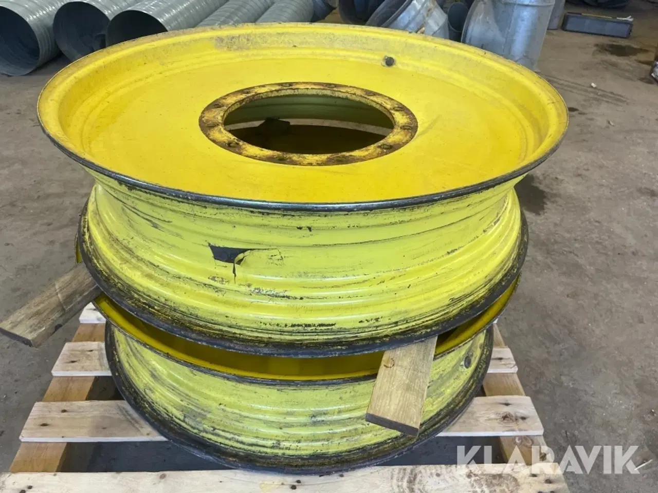 Billede 3 - Fælge og Fælgplader  4 styk 38"