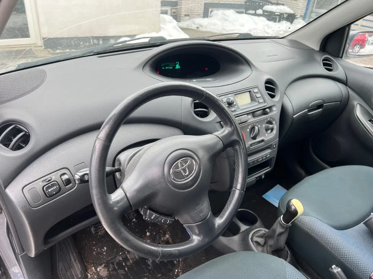 Billede 8 - Toyota Yaris 1,3 Luna