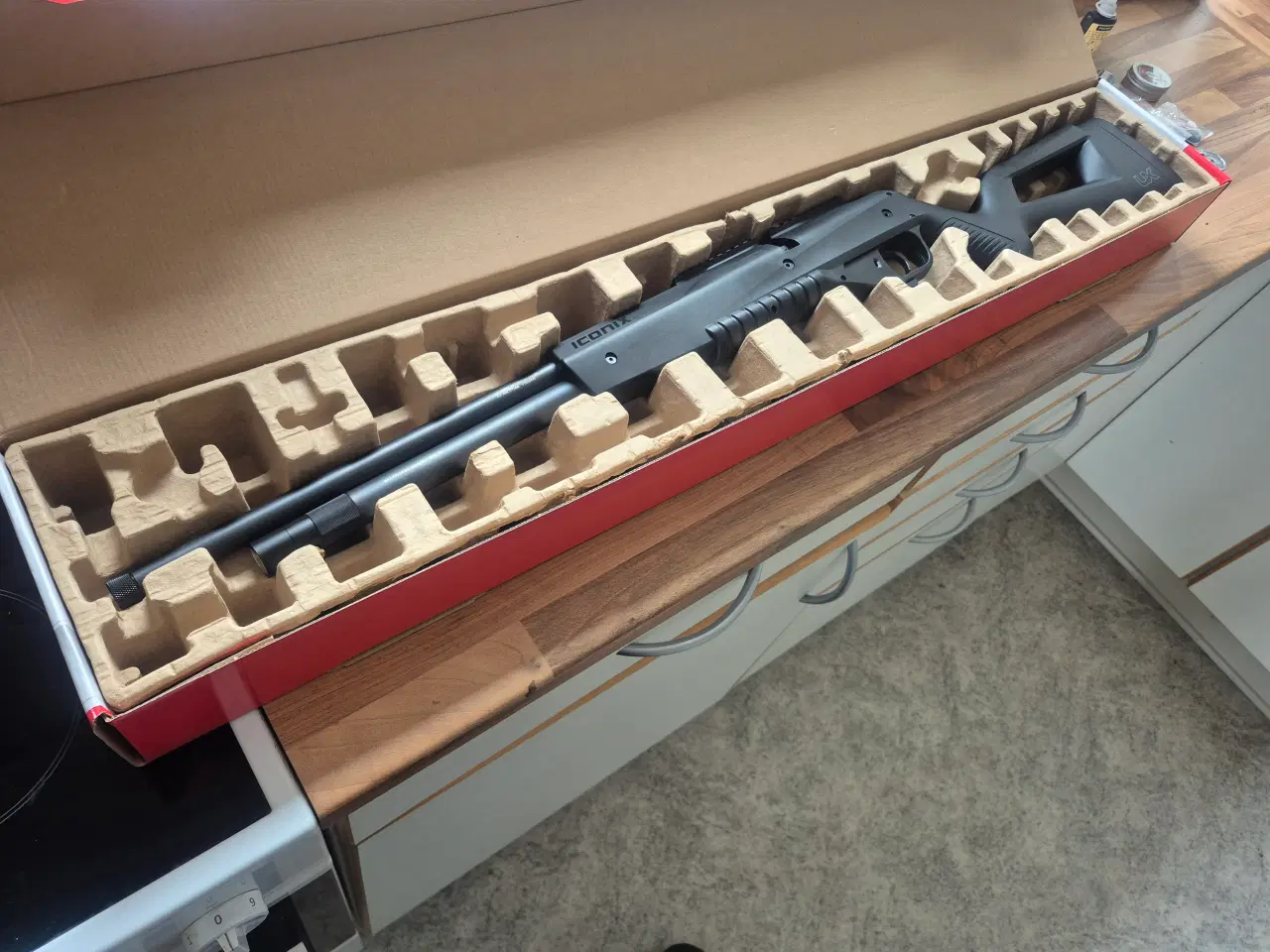 Billede 2 - UMAREX ICONIX PCP luftgevær sæt med fyldestation.