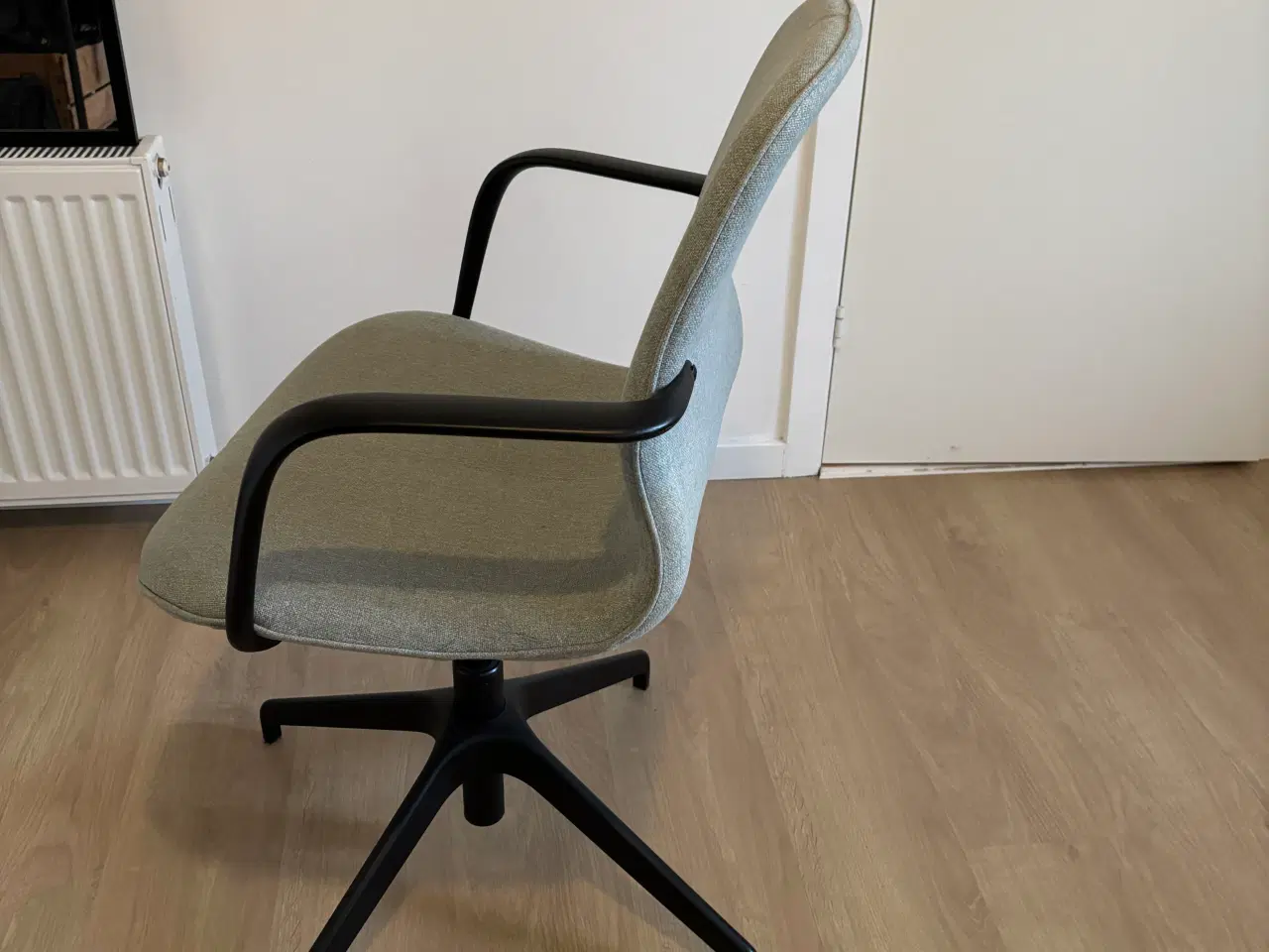 Billede 2 - Skrivebordsstol / kontorstol sælges