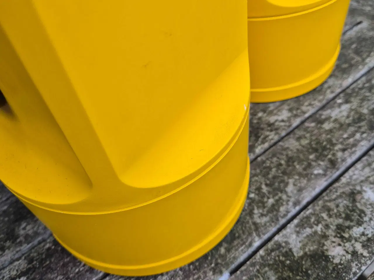 Billede 6 - Smukke gule Unispot fra Louis Poulsen