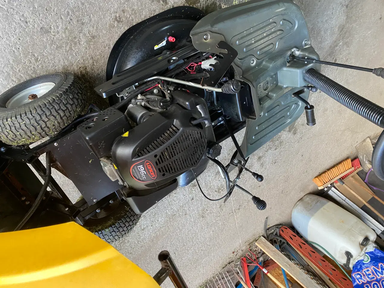 Billede 4 - have traktor plæneklipper TAXAS RIDER 6100ES
