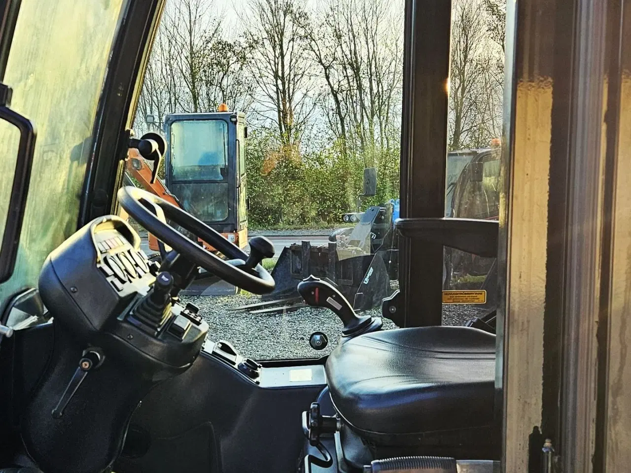 Billede 16 - Kubota RT270 / kun 900 timer / lukket kabine og meget udstyr