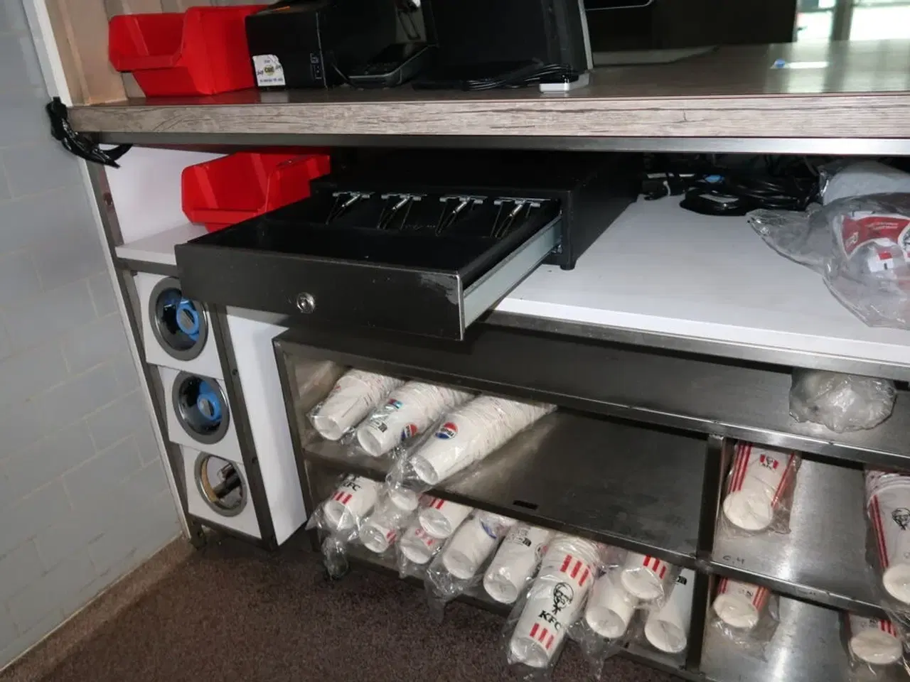 Billede 3 - Disk med indhold (elektronik medfølger ikke)