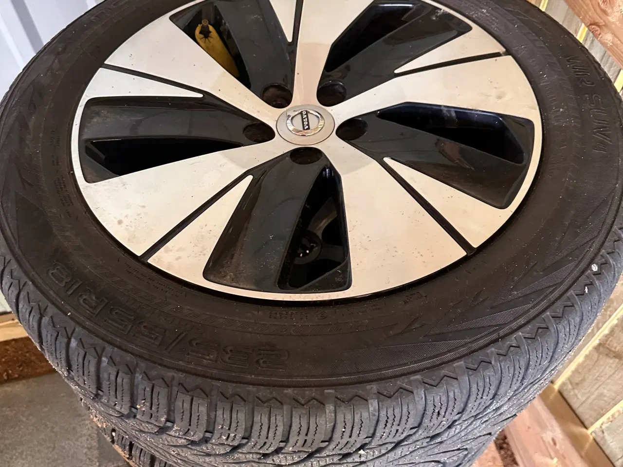 Billede 1 - Volvo cc 40 originale hjul. 