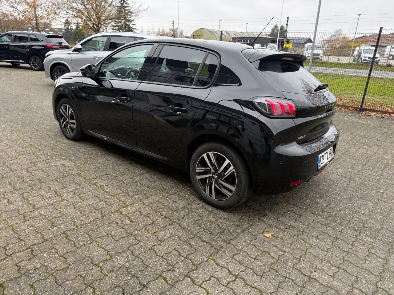 Billede 5 - Peugeot 208 1,5 BlueHDi 100 Allure Sky