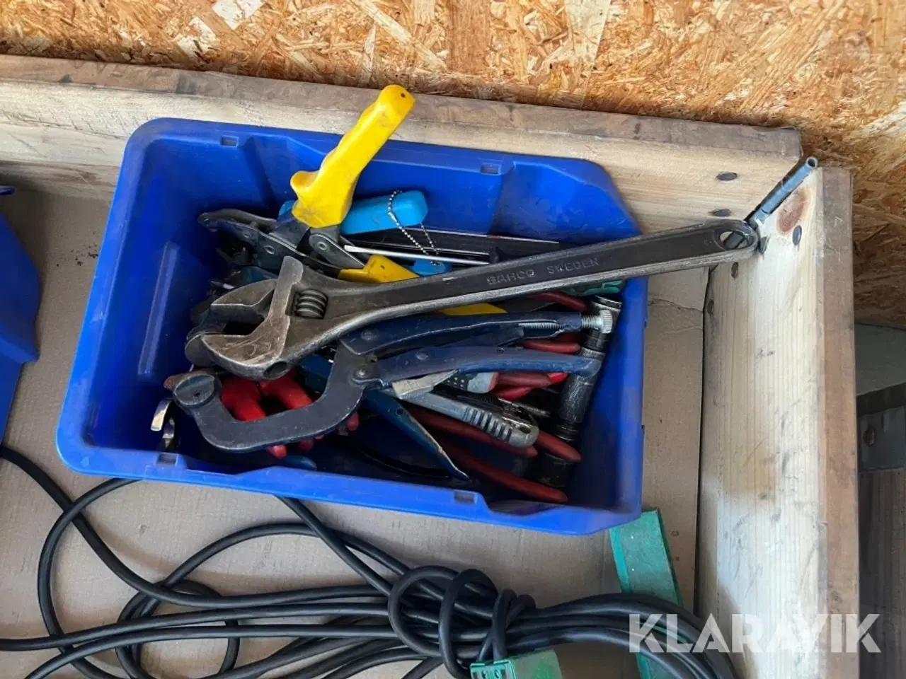 Billede 5 - Diverse udstyr og ledninger