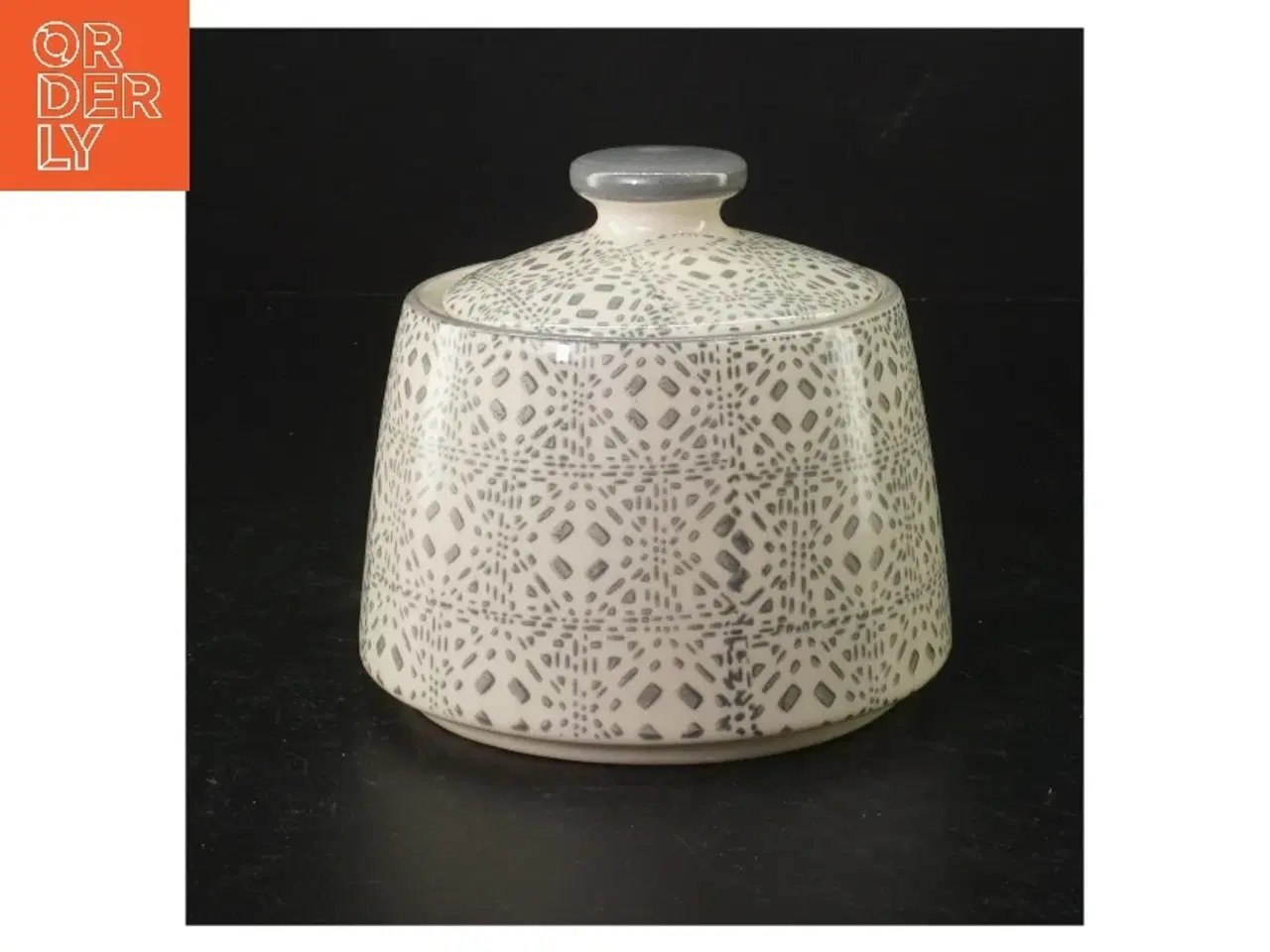 Billede 1 - Keramik opbevaringskrukke med låg fra Bloomingville (str. H. 11,5 cm. ø. 12 cm)