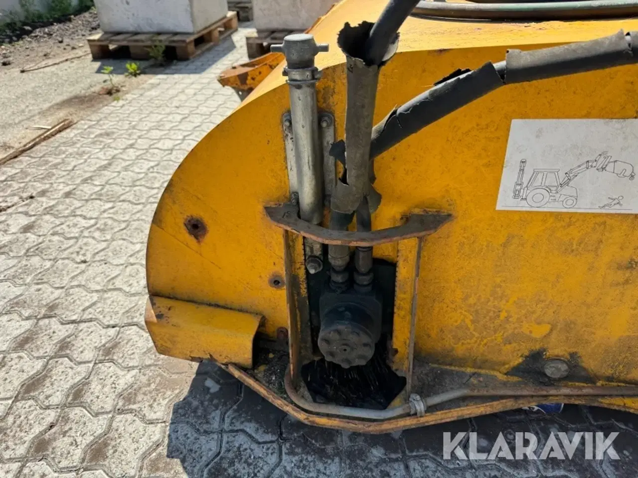 Billede 9 - Fejekost med tank og vand JCB SC240