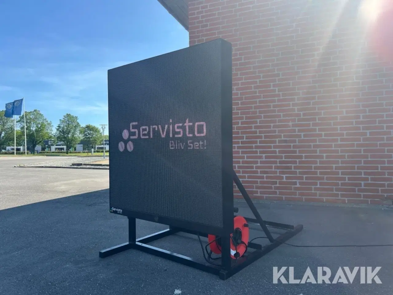 Billede 1 - Udendørs LED facadeskærm med stativ Servisto