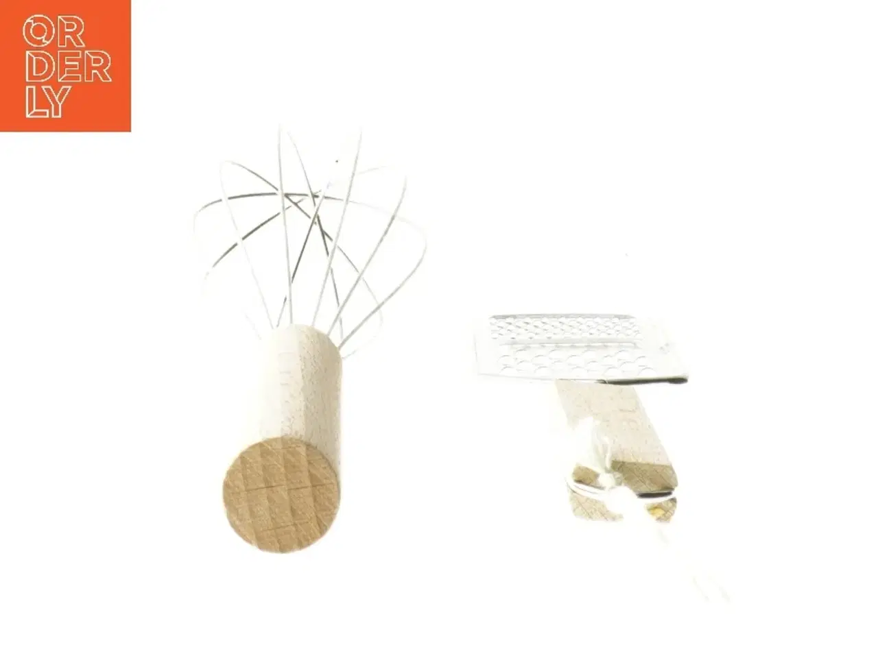 Billede 3 - Piskeris og rivejern (str. 27 cm og 24 cm)