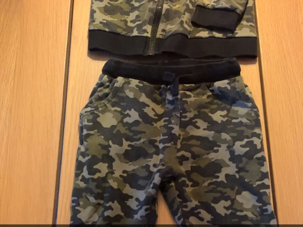 Billede 2 - Drengetøj 86/92/98