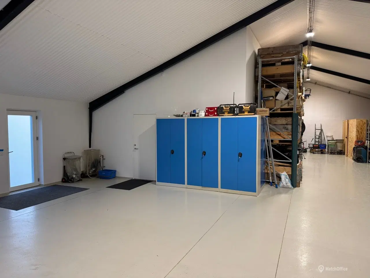 Billede 9 - Nyrenoveret lager eller produktionsbygning udlejes tæt på Aarhus