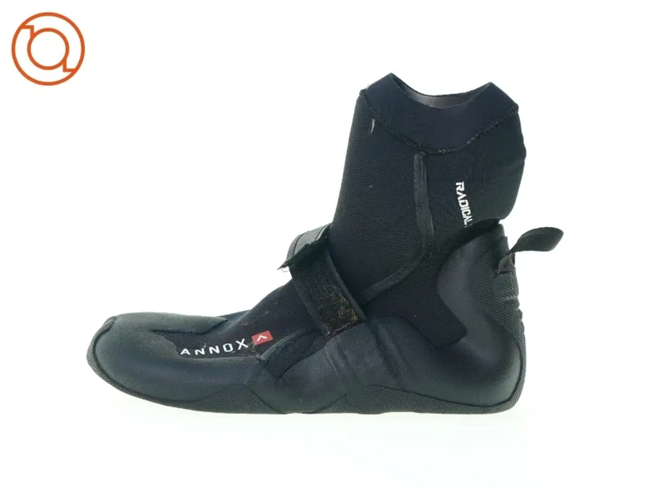 Billede 3 - Vådsko/neoprensko fra Annox (str. 38)