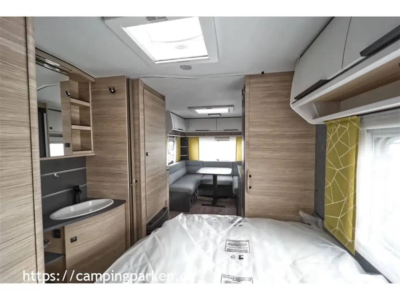 Billede 9 - 2023 - Fendt Apero 465 SFB   Flot kvalitetsvogn i skandinavisk design med fransk seng og stor rundsiddegruppe