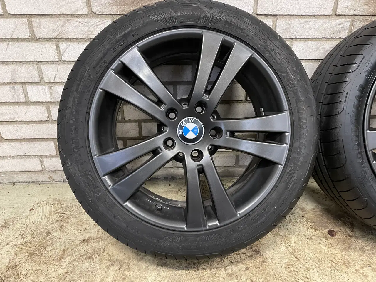 Billede 3 - 17 BMW 3 225/45r17 Ref.215 sommer