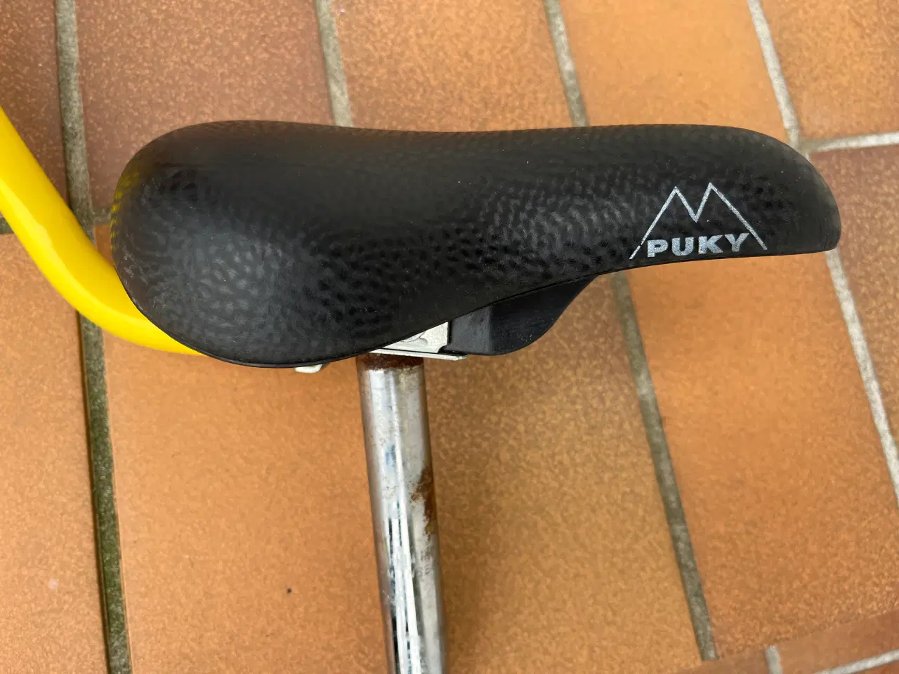 Billede 2 - Støttestang, Puky Selle Royal