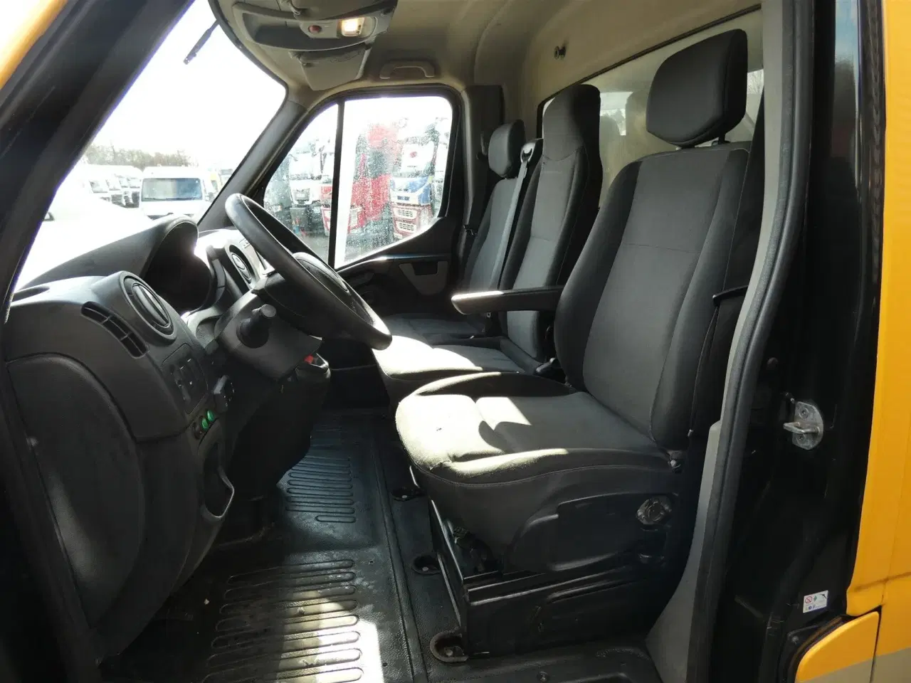 Billede 8 - Renault Master T35 L3H1 2,3 DCI tvillingehjul start/stop 165HK Ladv./Chas. 6g