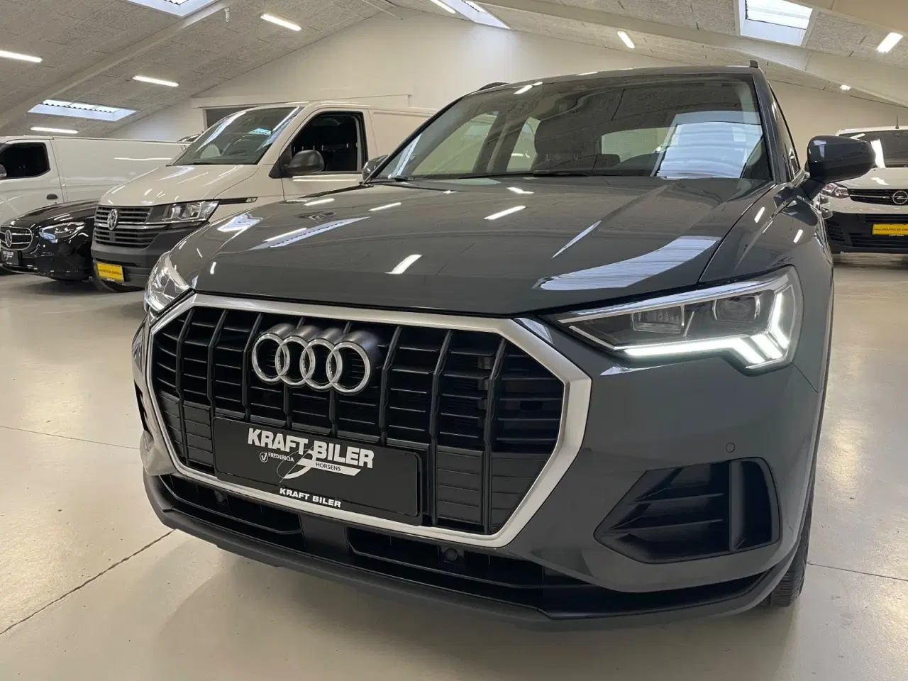 Billede 2 - Audi Q3 45 TFSi e Attitude plus S-tr.