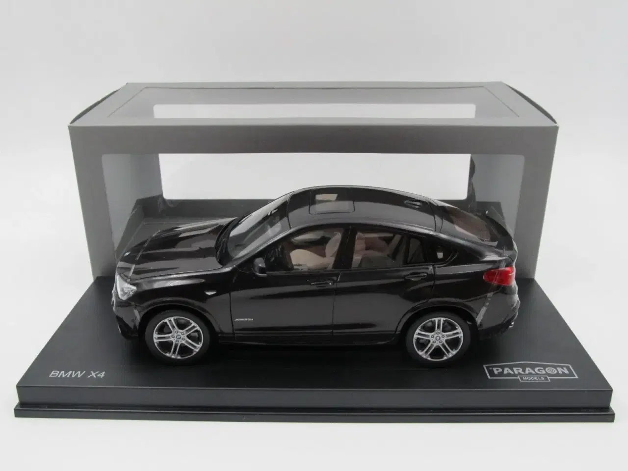 Billede 1 - 2014 BMW X4 F26 1:18  