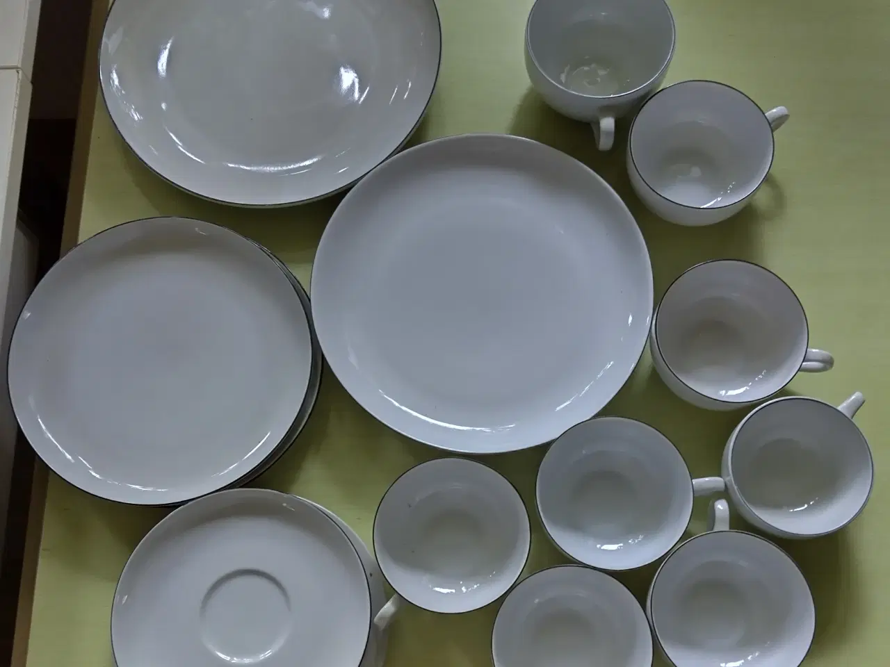 Billede 5 - 57 dele Sort atelier