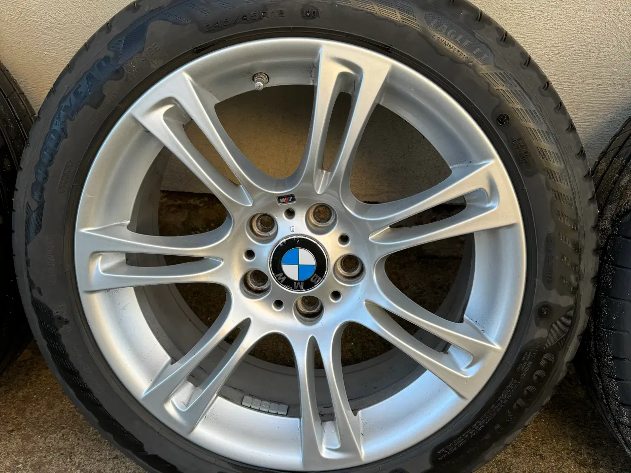 Billede 3 - BMW 18 tommer M fælge