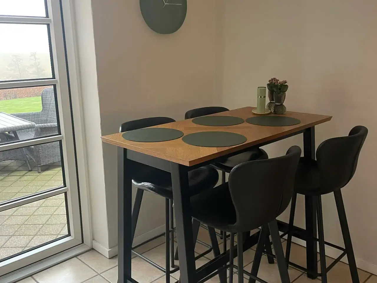 Billede 2 - Højt spisebord