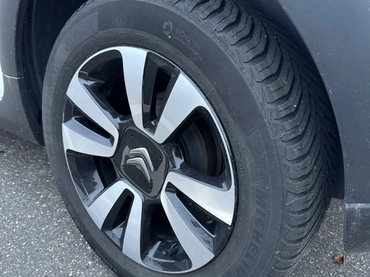 Billede 1 - Helårsdæk MICHELIN CROSSCLIMATE 2 205/55 R16 91H
