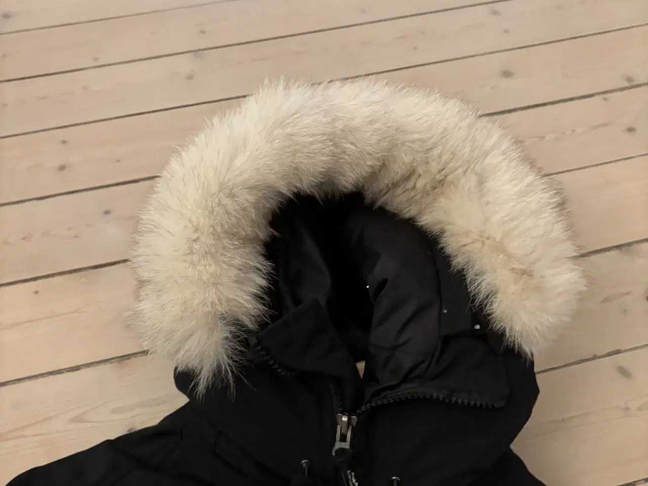 Billede 4 - Canada Goose Chilliwack jakke str 38