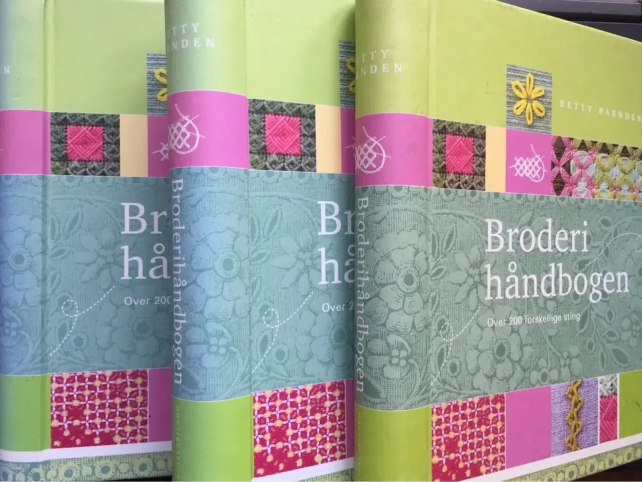 Billede 5 - BRODERIHÅNDBOGEN - Betty Barnden