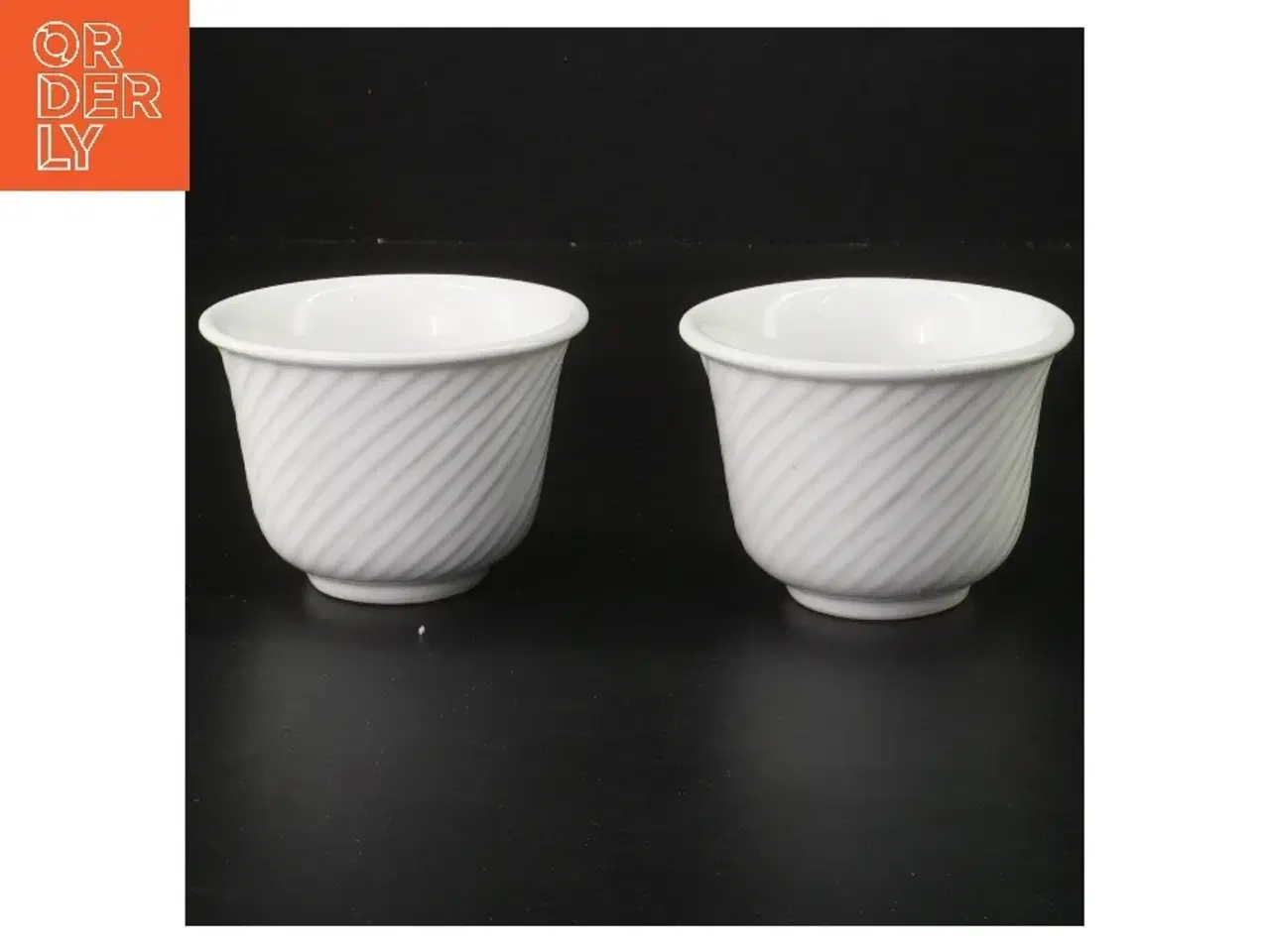 Billede 1 - Porcelænskåle 2 stk (str. 2 stk Ø 8,5 cm længde 6,5 cm)