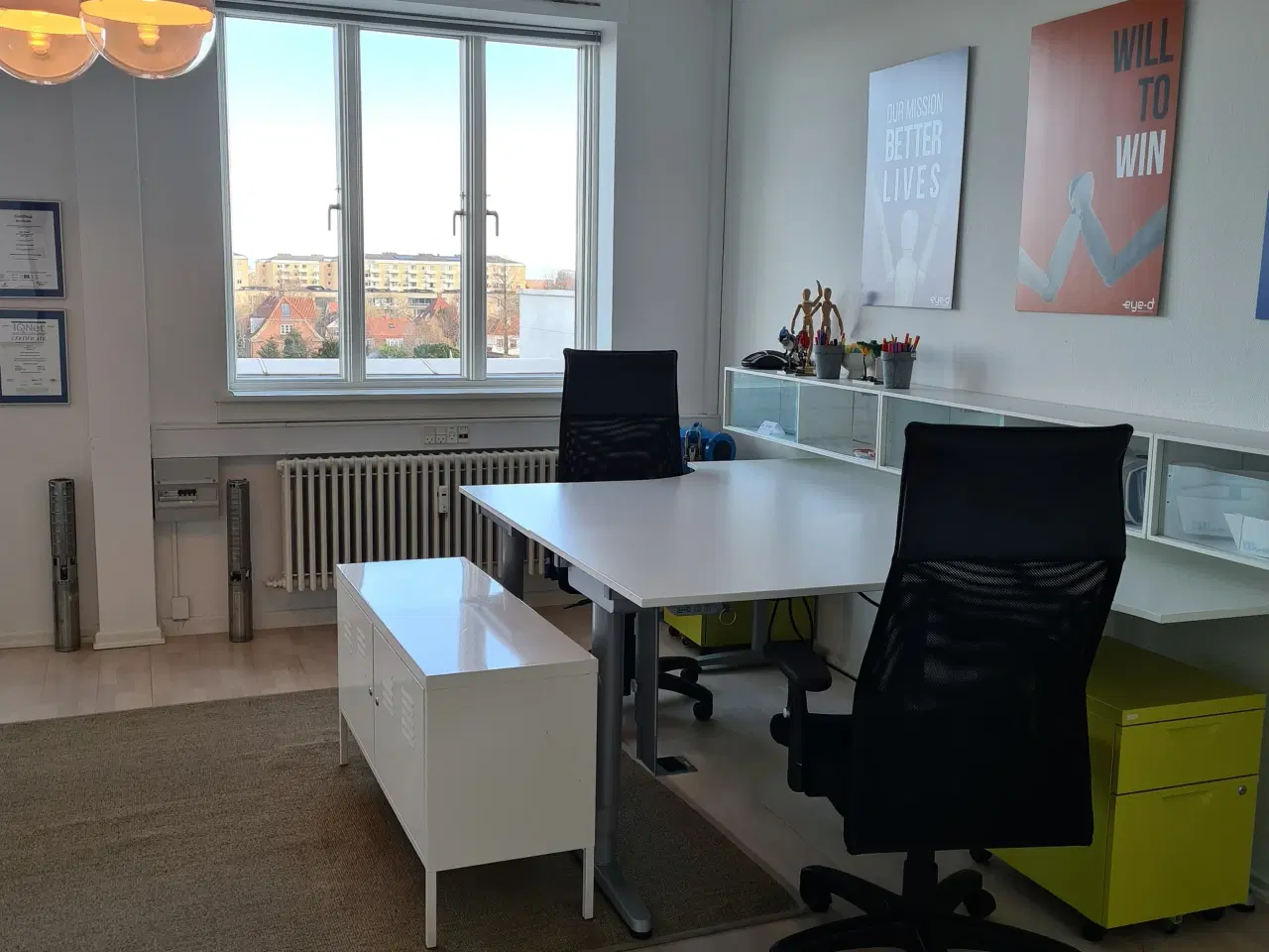 Billede 1 - Lækkert lyst kontorlokale i velfungerende kontorfællesskab