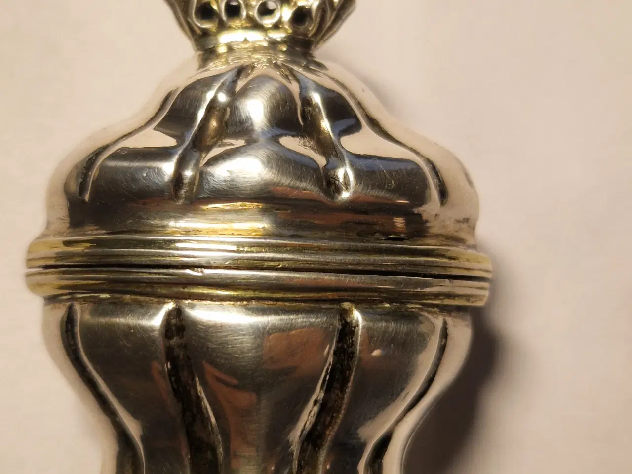 Billede 3 - Hovedvandsæg i sølv med krone. 