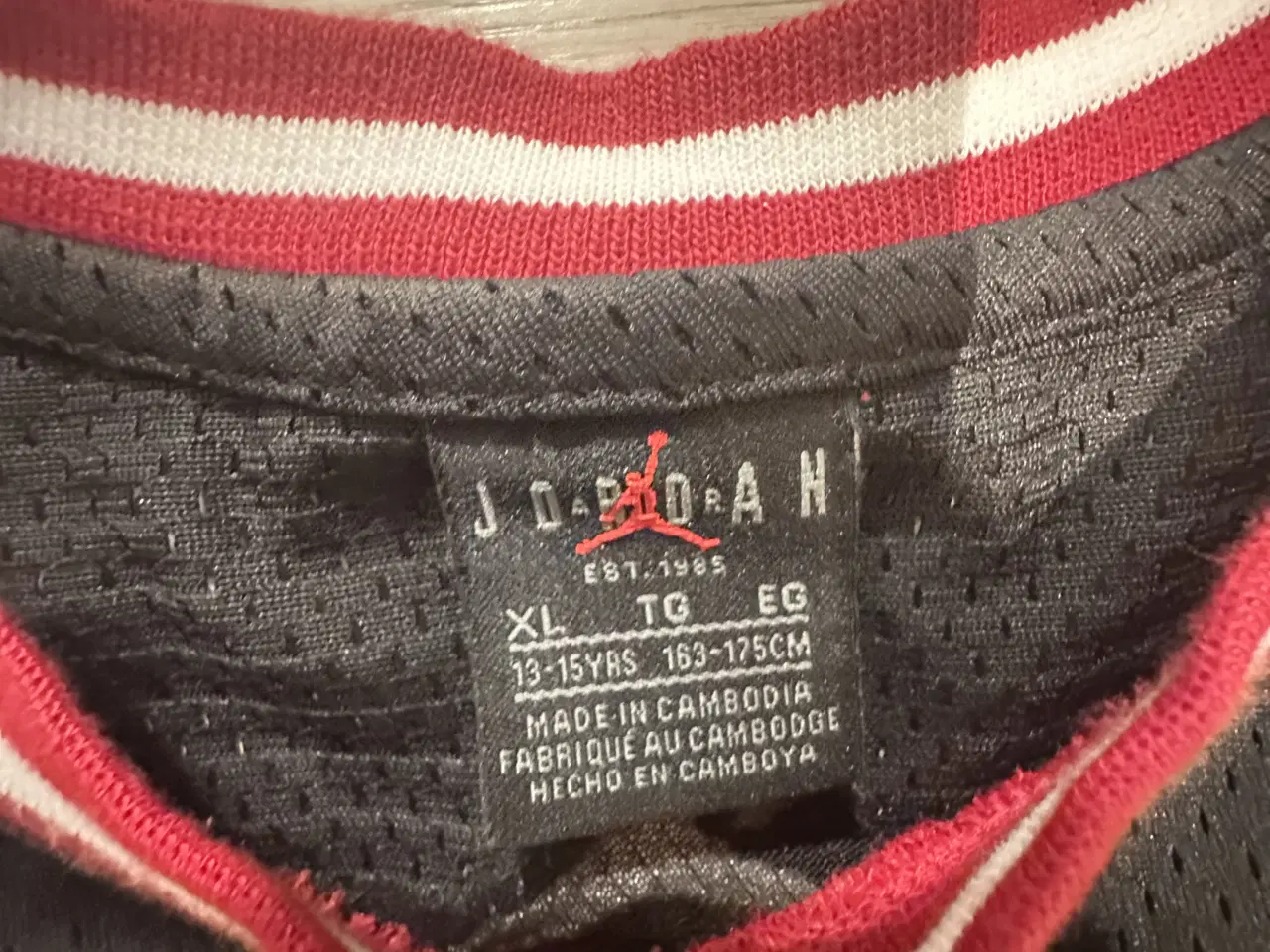 Billede 2 - 2 stk Jordan trøjer str Xl