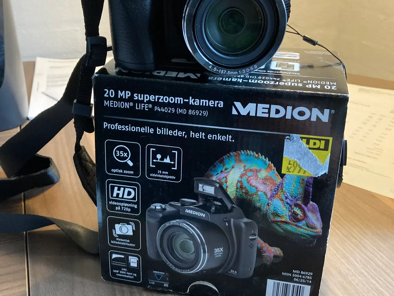 Billede 1 - Medion SuperZoom kamera P44029