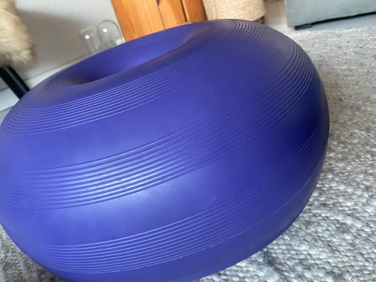 Billede 2 - bObles donut - lilla. Diameter 45 cm. 