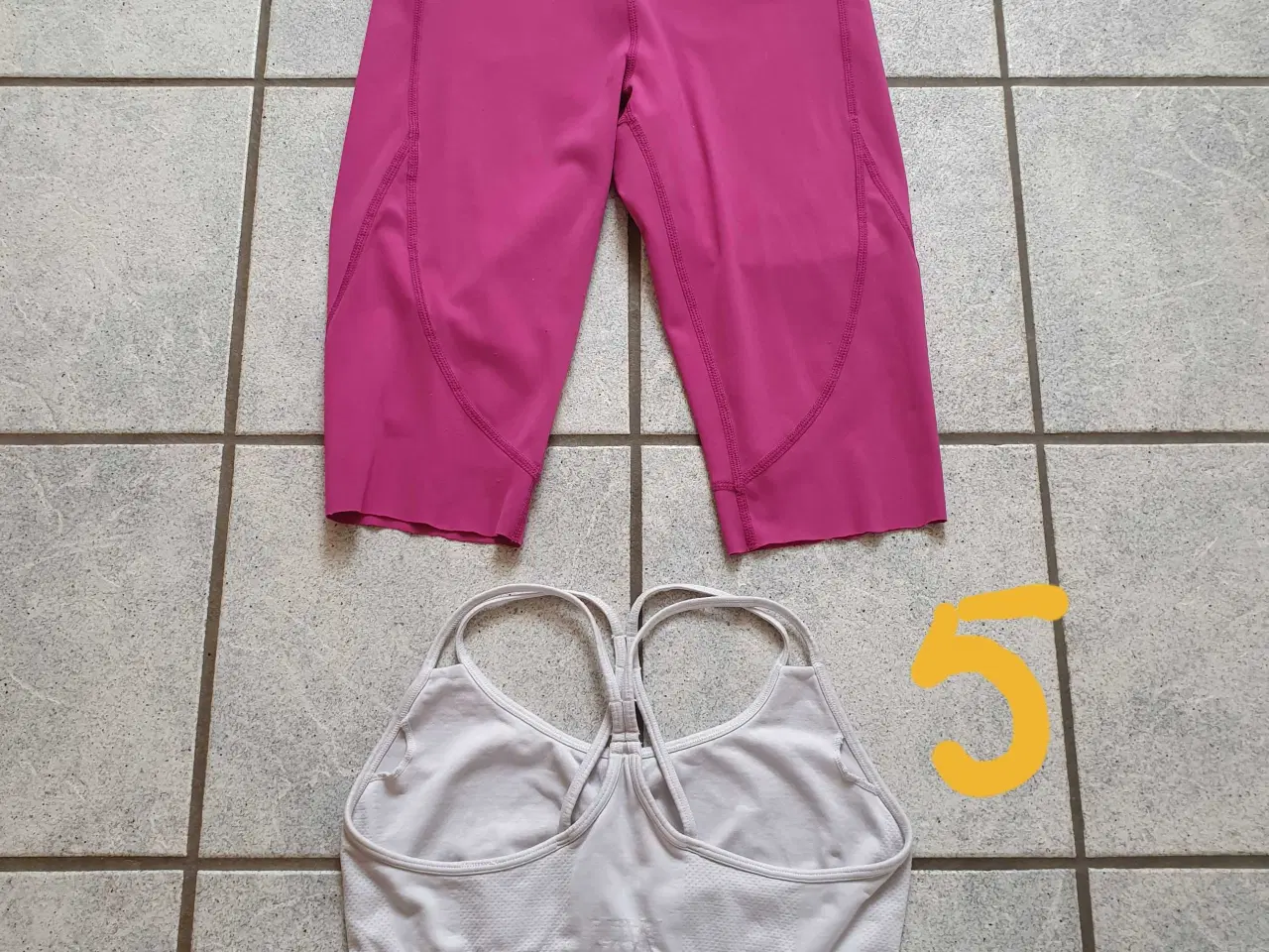 Billede 6 - Træningstøj str XS 