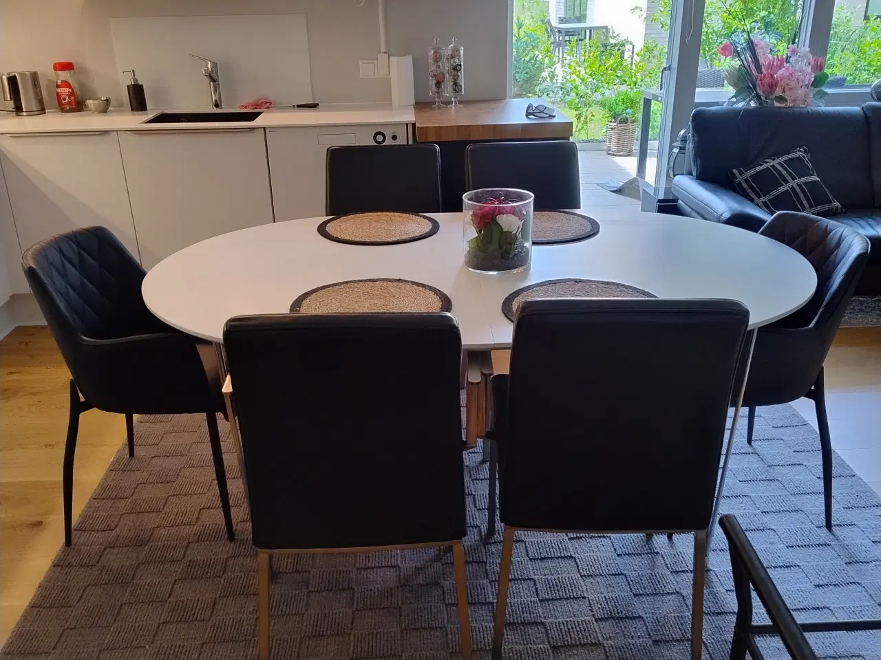 Billede 2 -  Kopi af Piet Hein superellipse formet spisebord
