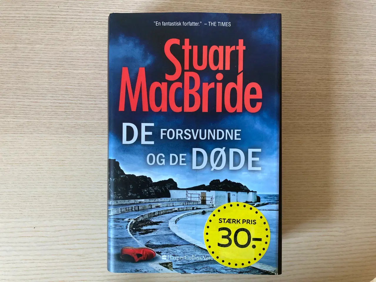 Billede 1 - De forsvundne og de døde - Stuart MacBride